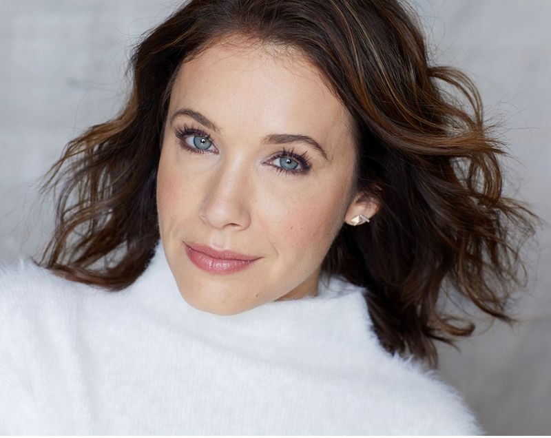 marla sokoloff in white sweater
