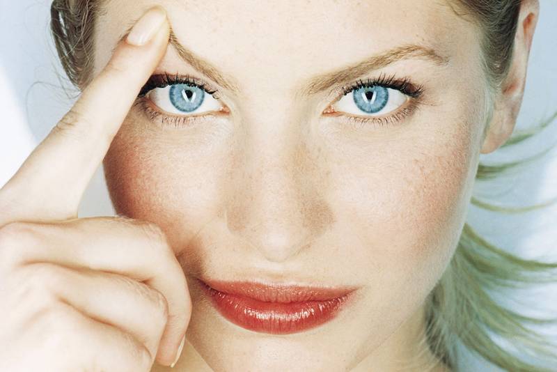 brow Acne