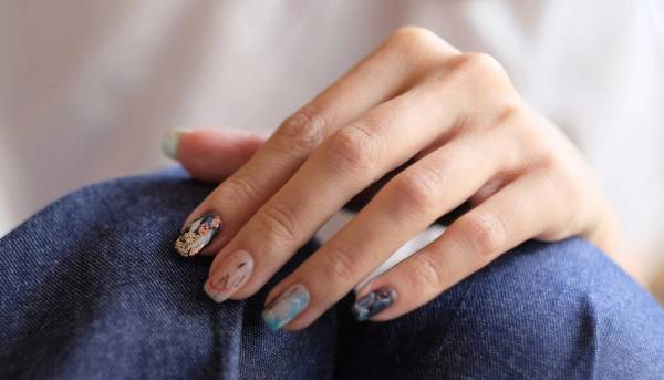 Gel nails
