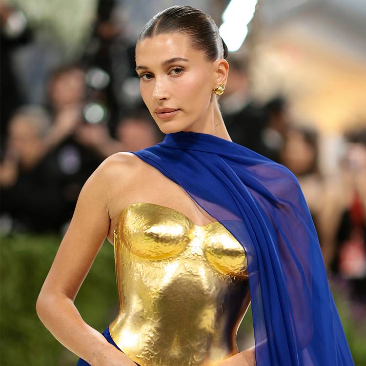 hailey bieber met gala