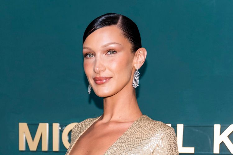 3: Bella Hadid