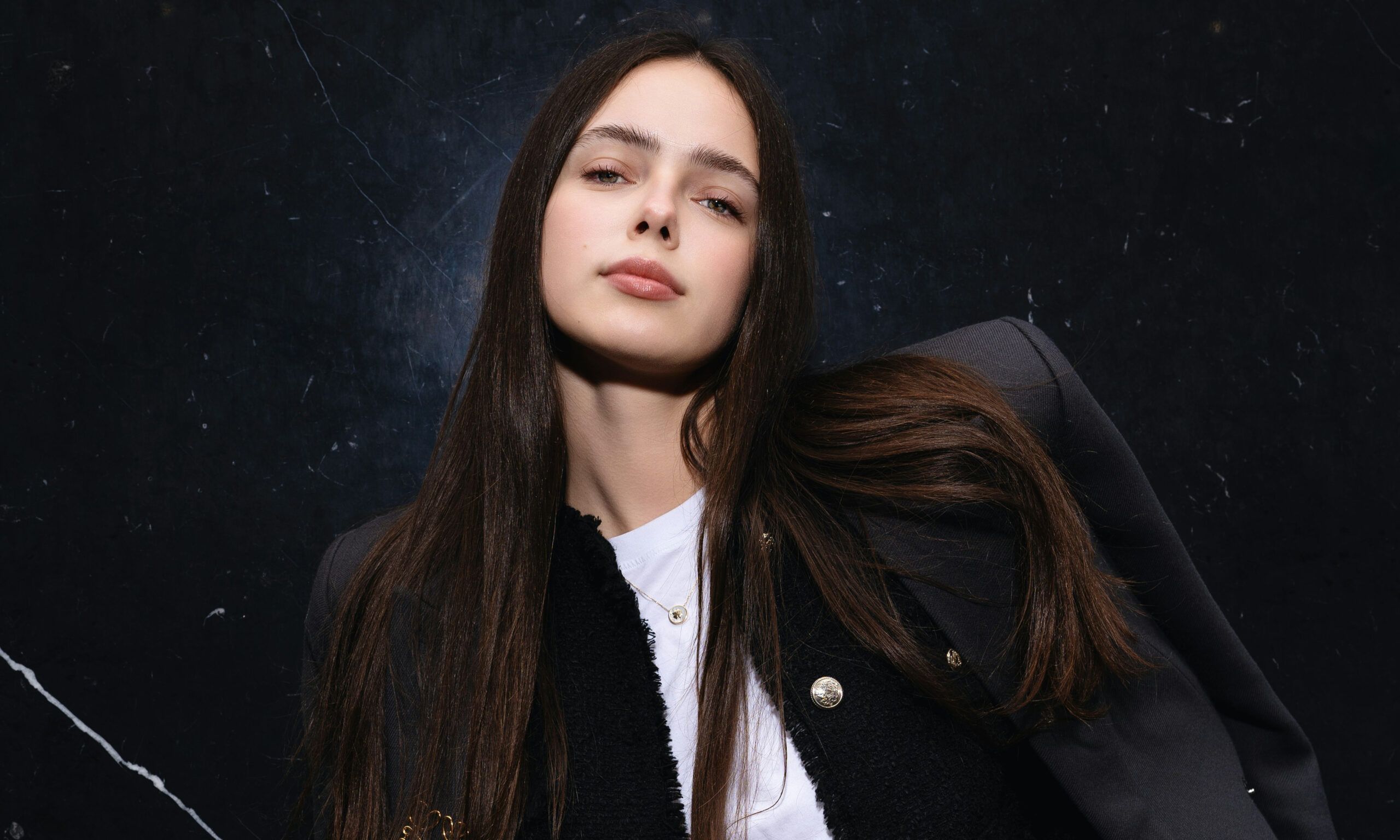 No-Color Color Is the Low-Maintenance Hair Trend to Try This Winter ...