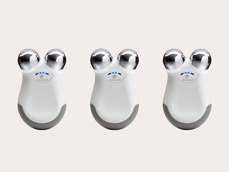 Celebrities Can’t Get Enough of This Firming Microcurrent Device