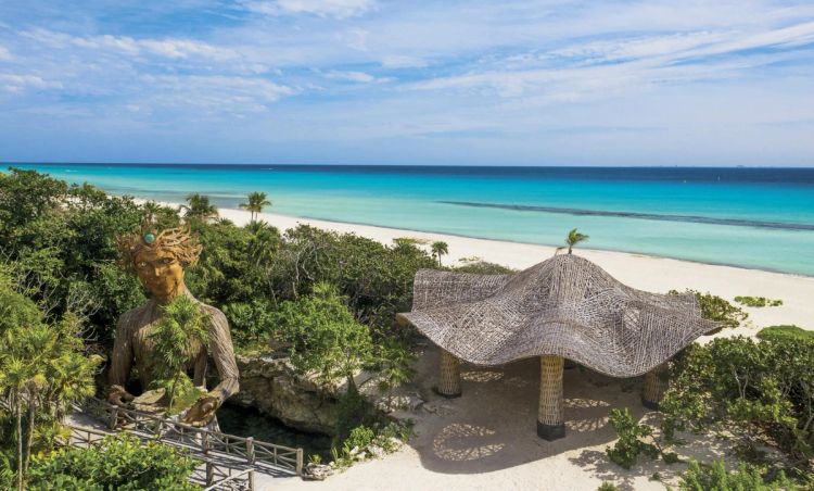 Palmaïa: The House of AïA