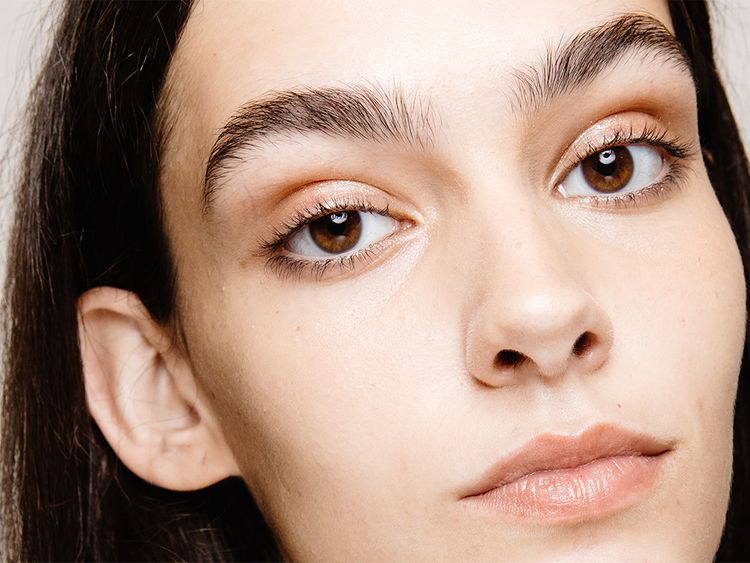 There are no signs of surgery