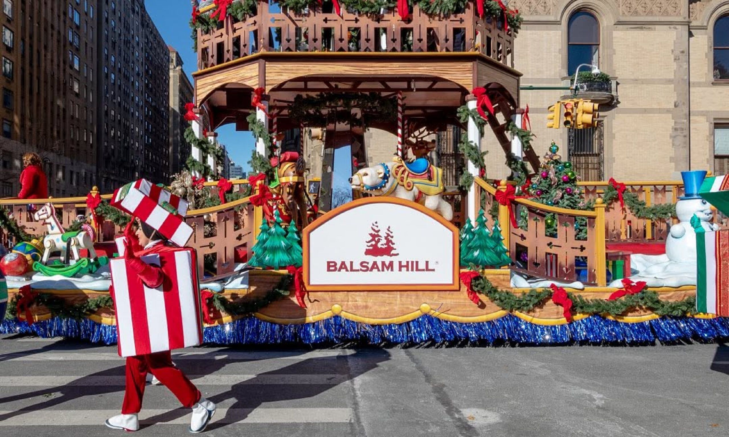 Nest Thanksgiving Day