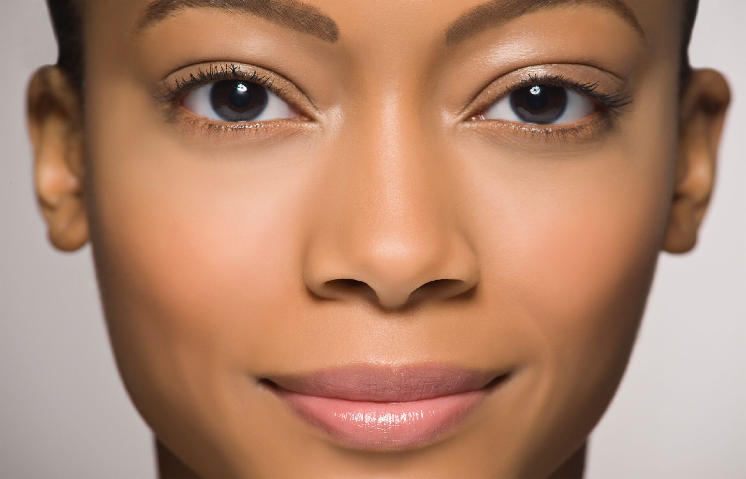 A Top Dermatologist’s Approach to Avoiding the “Same Face” Aesthetic