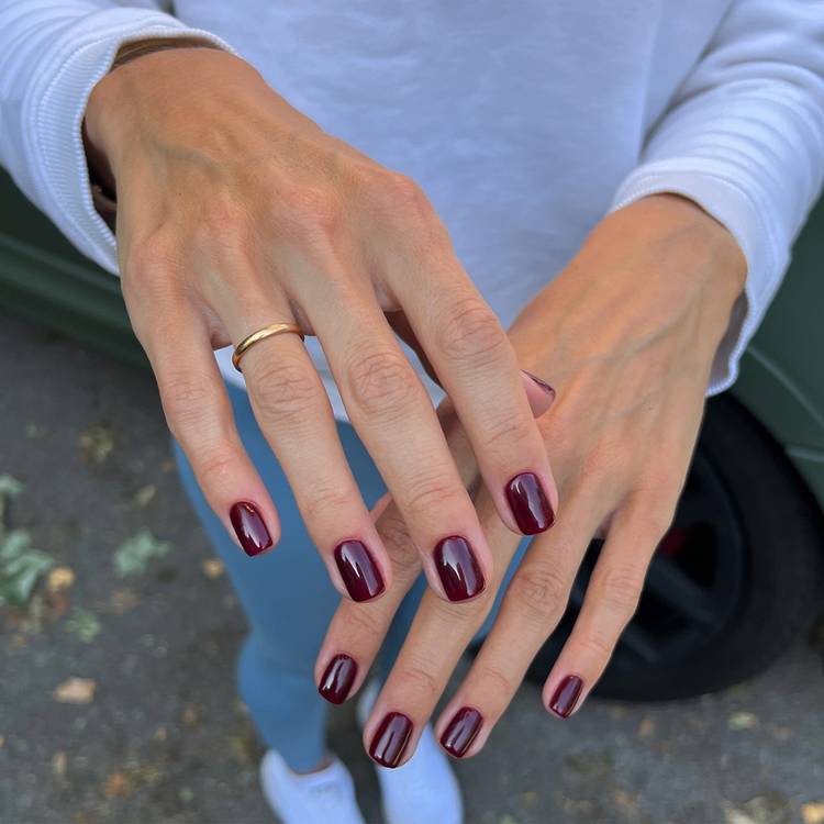 Chardonnay Nails