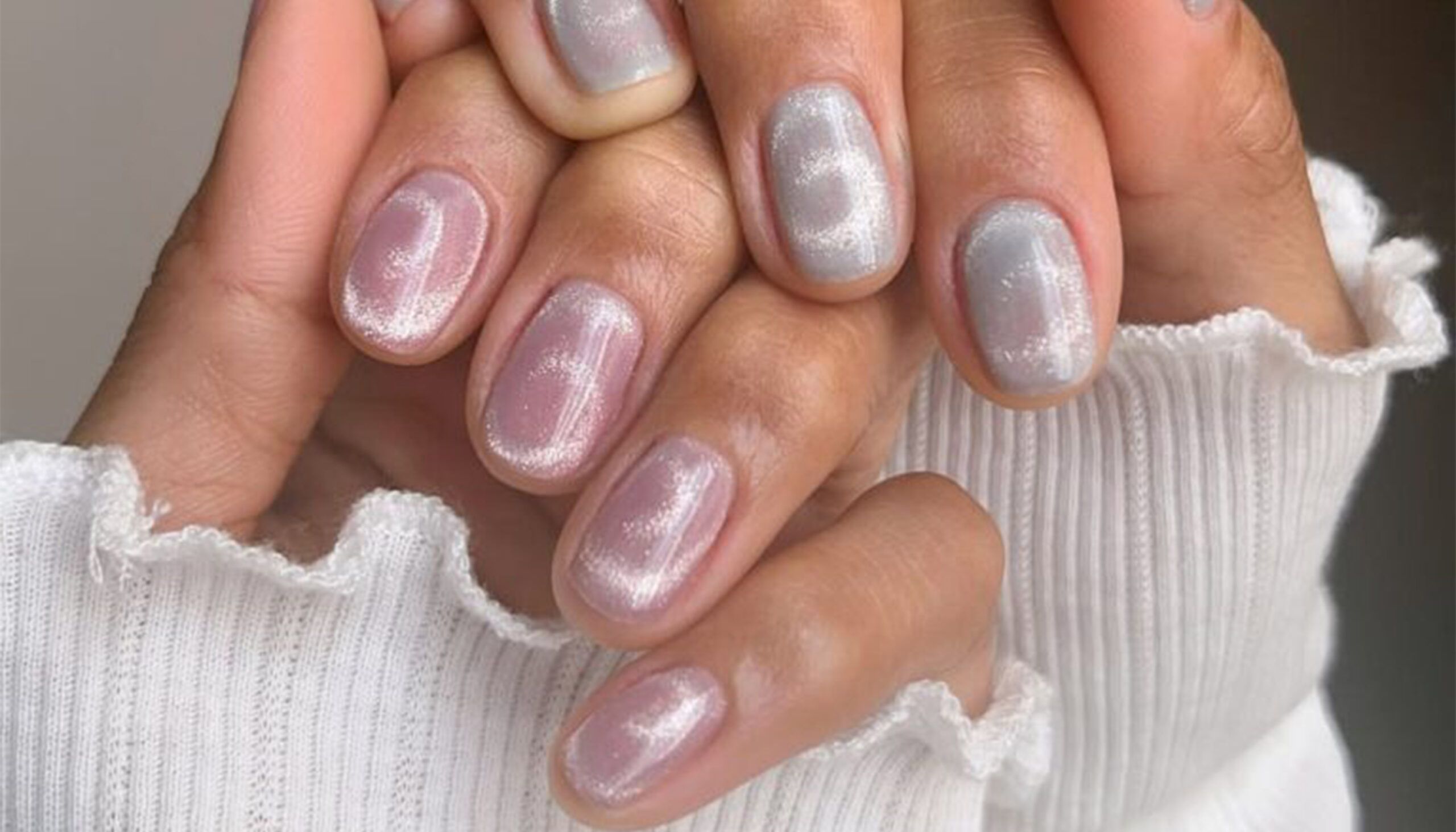 summer cat-eye nails