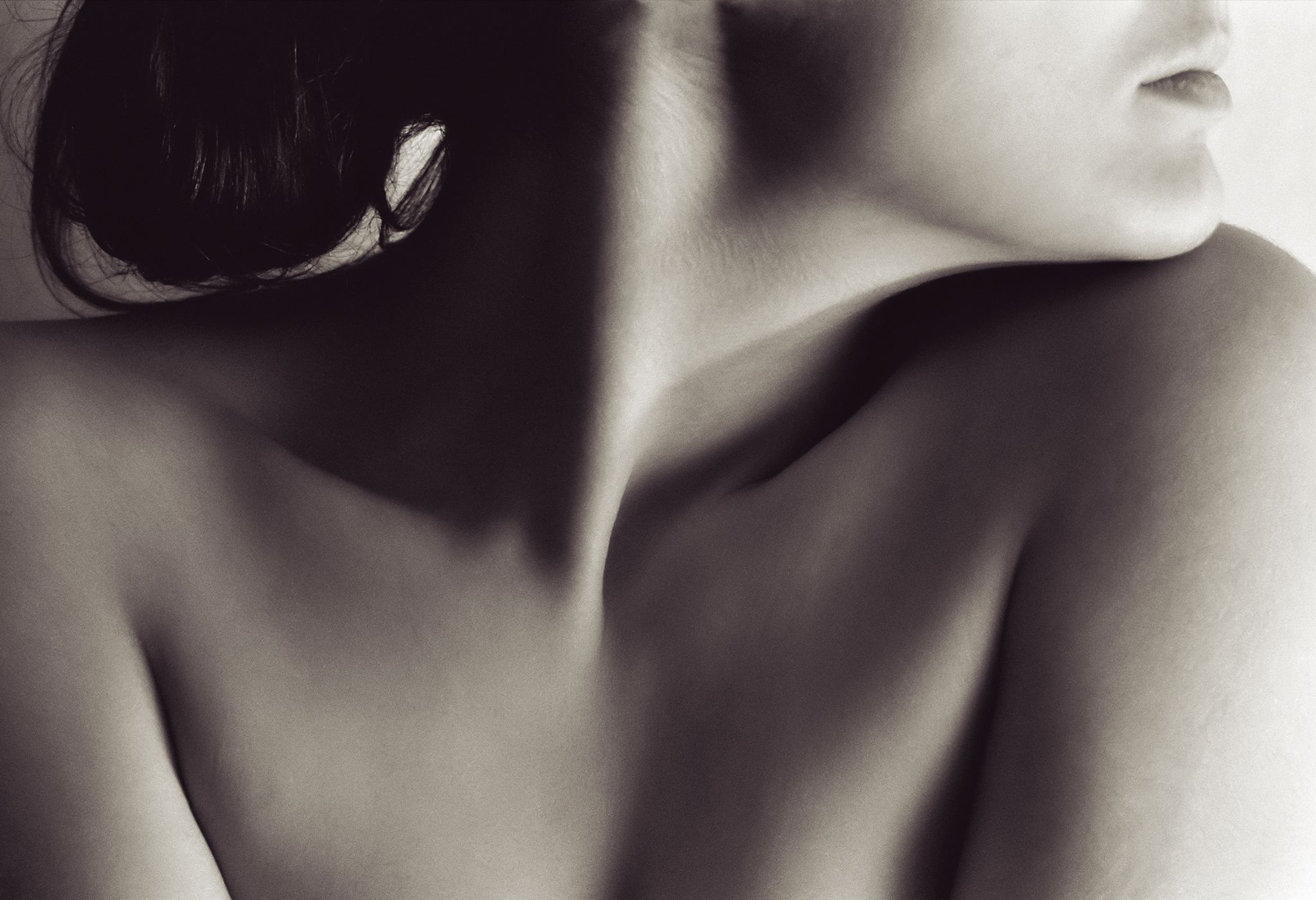 Neck Tape: The Surprising Way People Are Taping Skin to Look Younger
