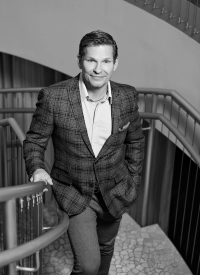 Dr. M. Bradley Calobrace