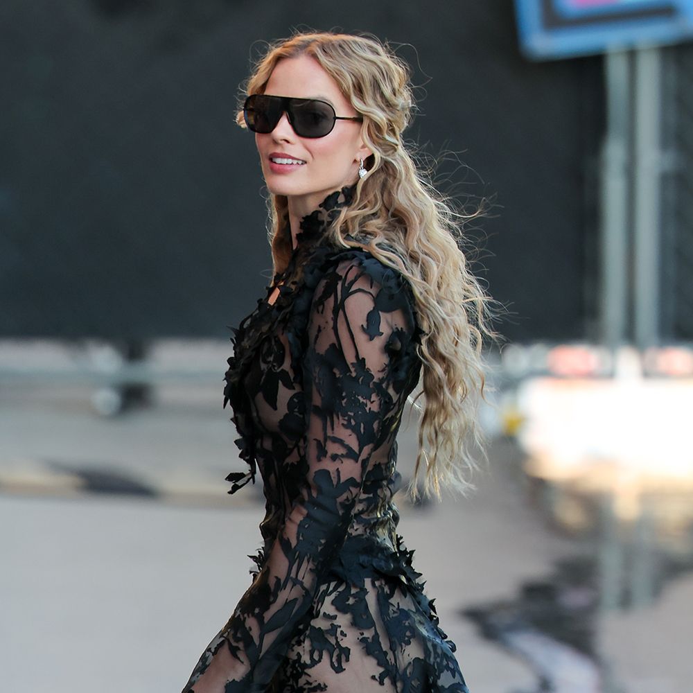 LOS ANGELES, CA - JANUARY 26: Margot Robbie is seen on January 26, 2026 in Los Angeles, California.  (Photo by PG/Bauer-Griffin/GC Images)