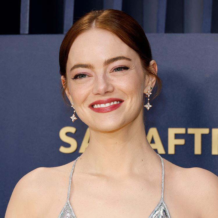 Emma Stone Red Hair SAG Awards 2024