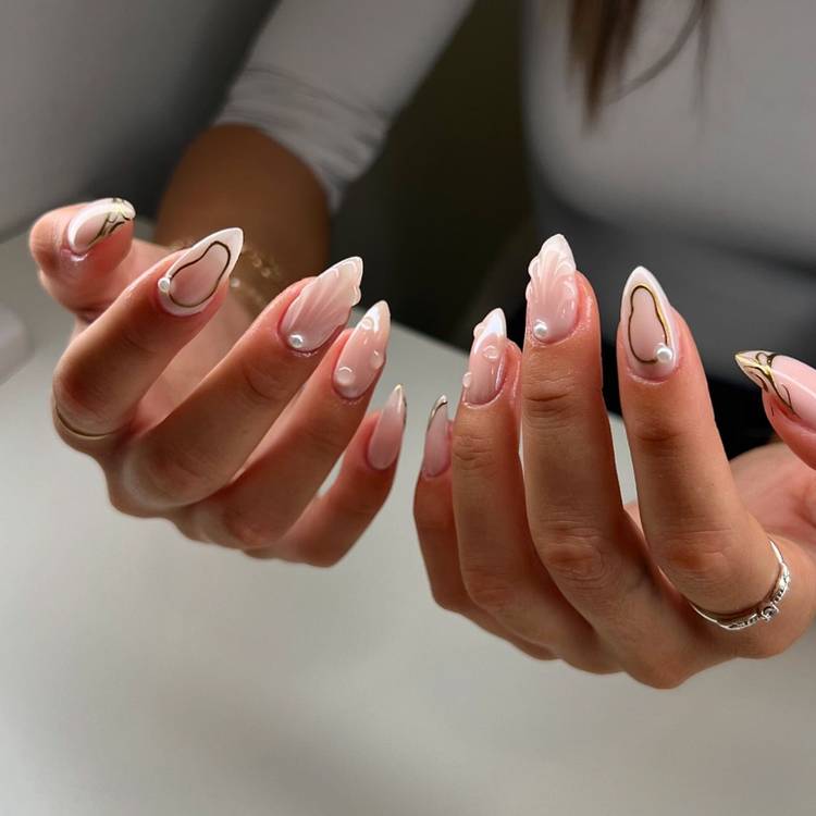 Sea Siren Nails