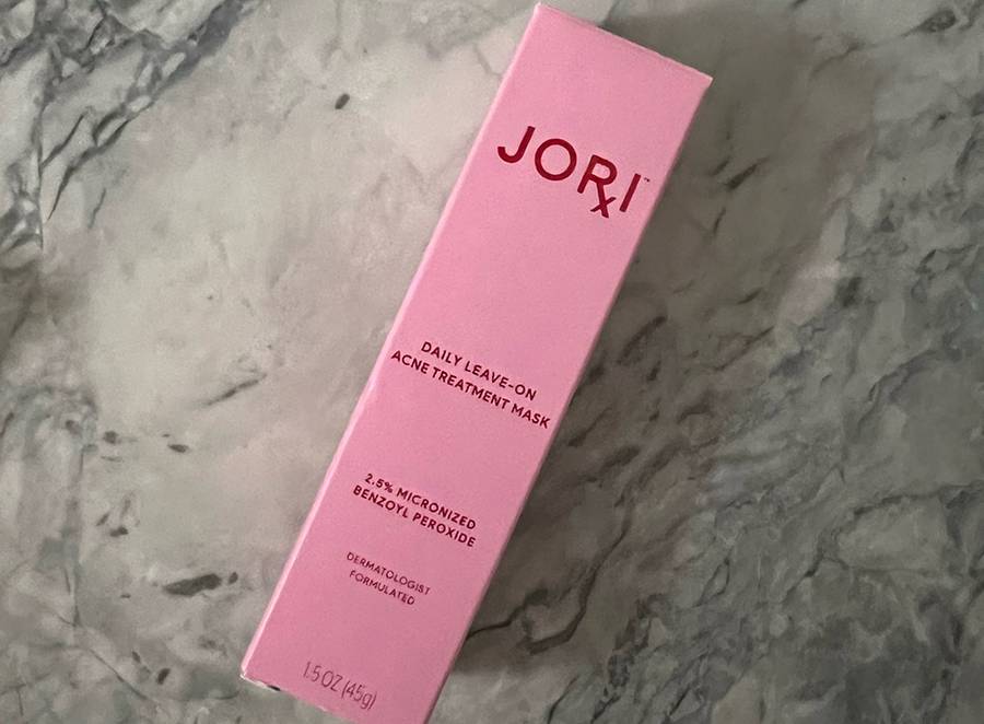 Looking for a Benzoyl Peroxide Product That Doesn't Irritate? Try This Leave-On Acne Mask
