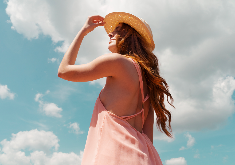 when to wash hair after coloring