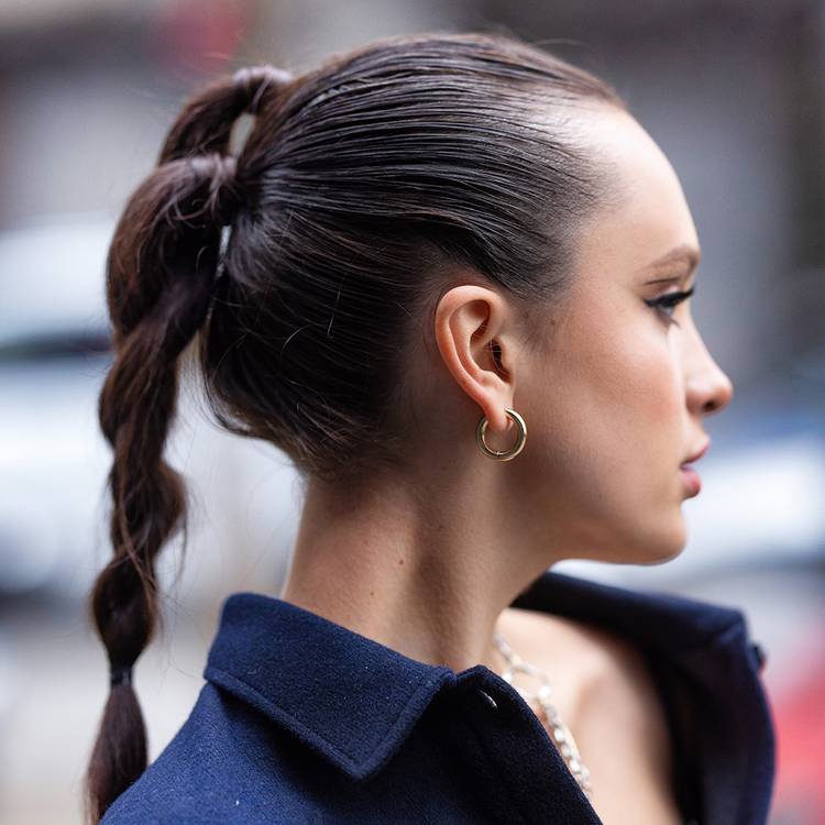 twisted ponytail