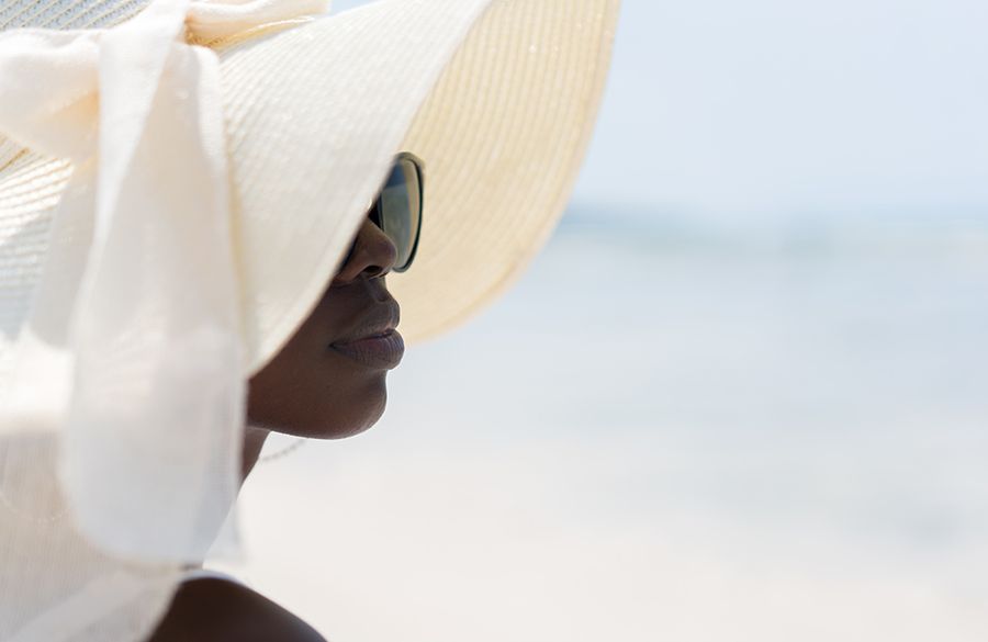 The Sun-Care Accessories Top Dermatologists Use to Prevent Sun Damage