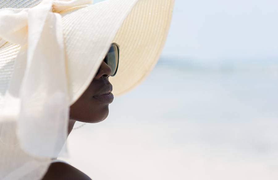 The Sun-Care Accessories Top Dermatologists Use to Prevent Sun Damage