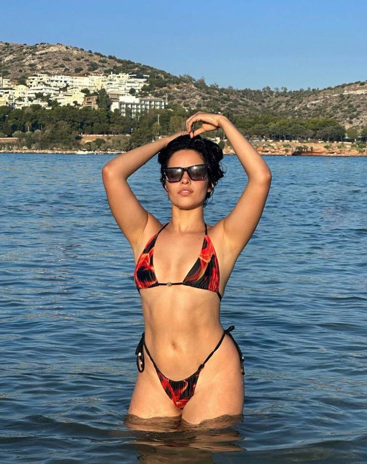 Camilla Cabello, 26