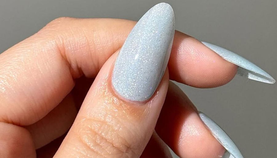 glitter nails