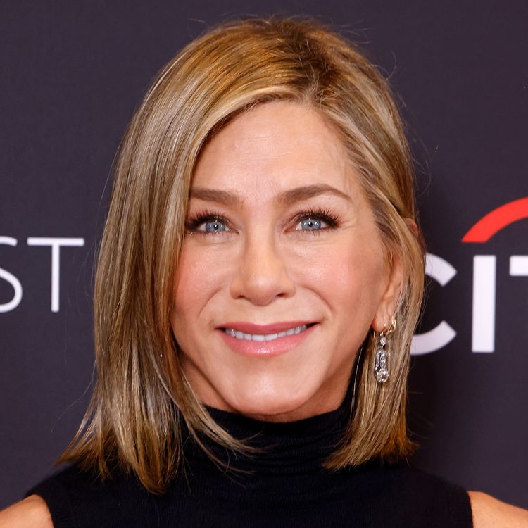 jennifer aniston square face