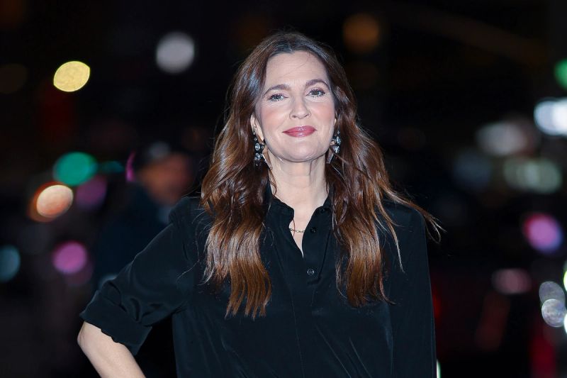 Drew Barrymore arrives to "The Late Show with Stephen Colbert" on January 28, 2025