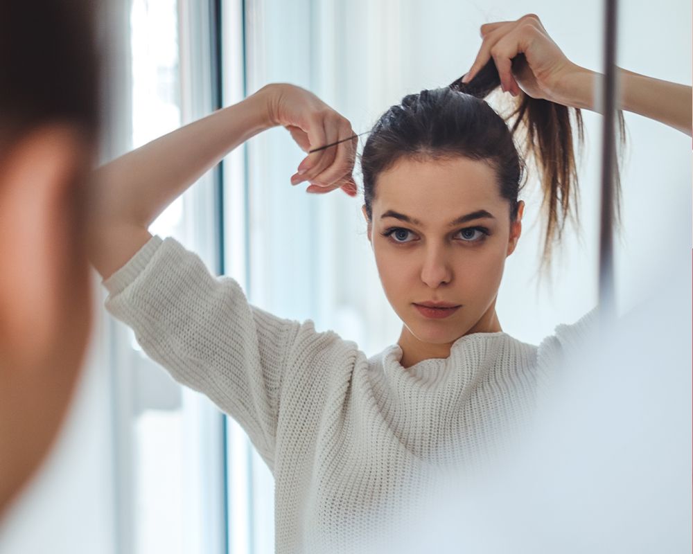 What Is a Ponytail Facelift and Do You Need One?