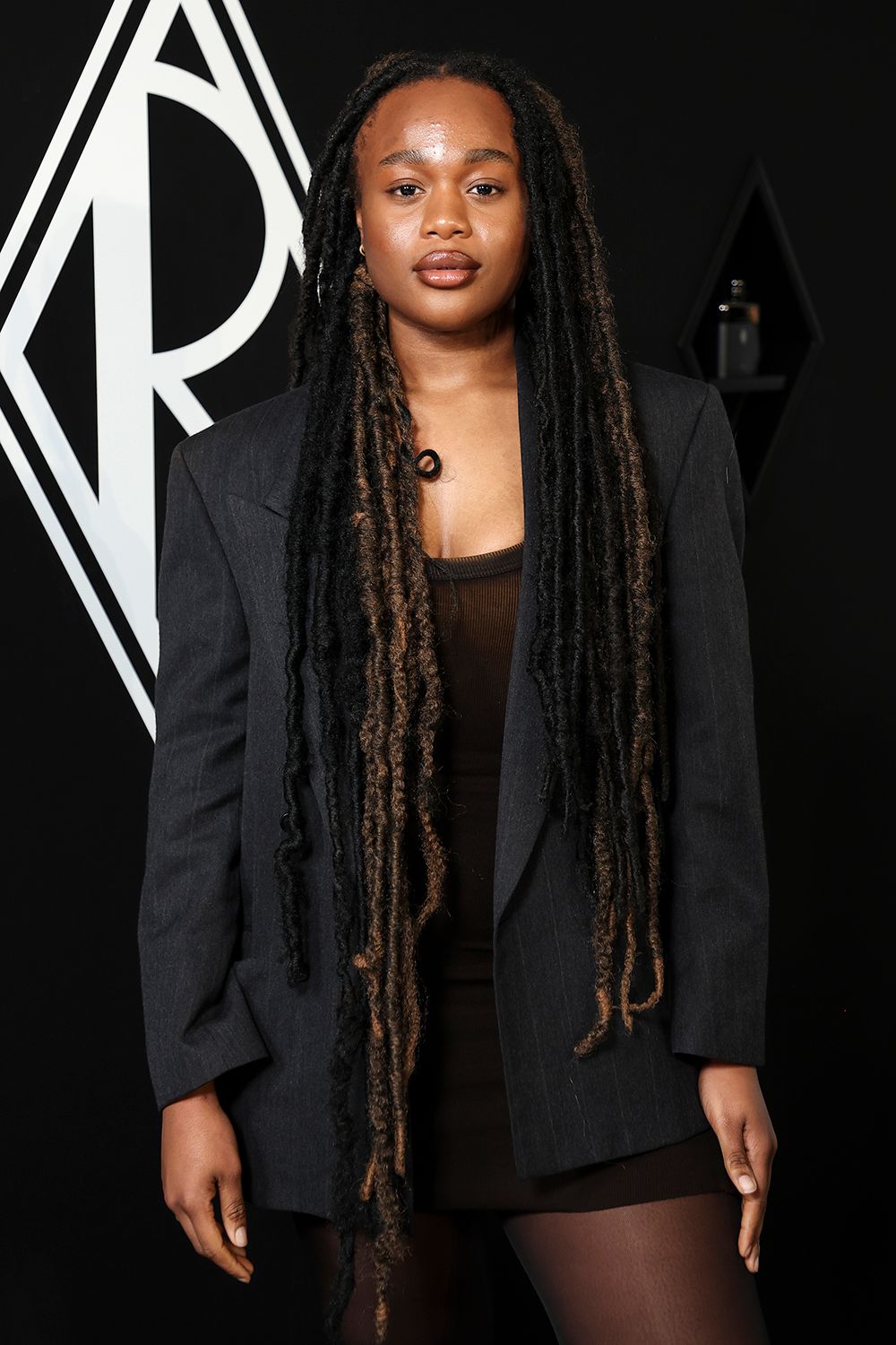 two-tone butterfly locs