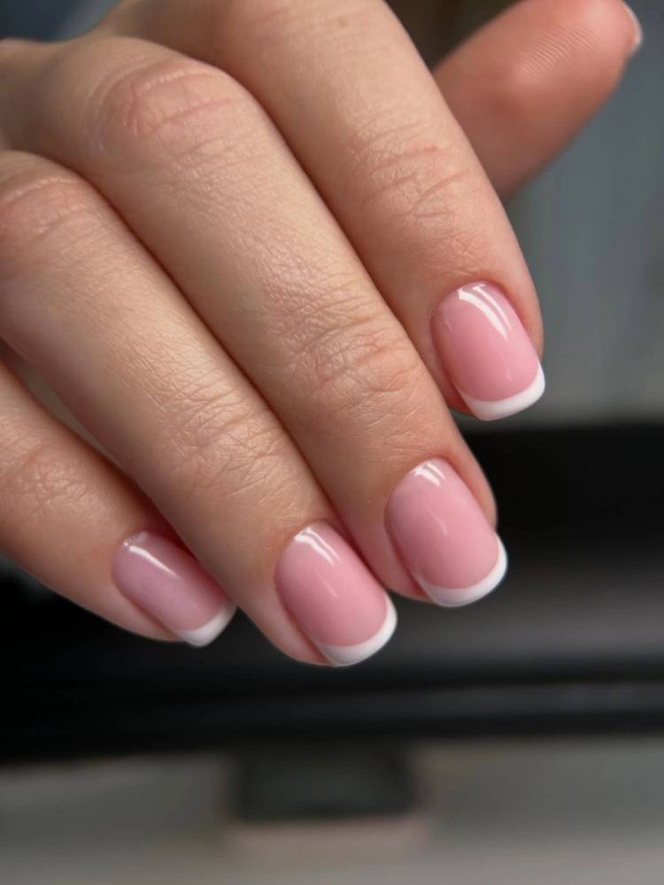 micro french nails