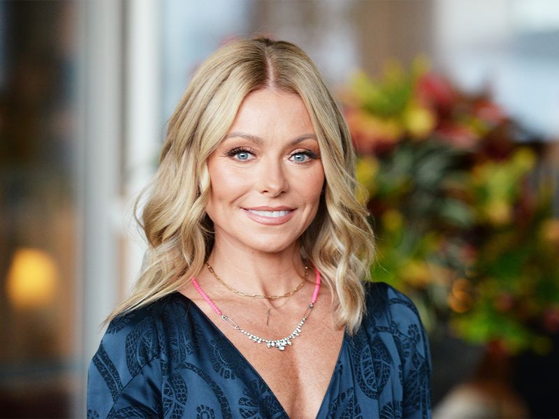 Inside Kelly Ripa’s Anti-Aging Skin Routine