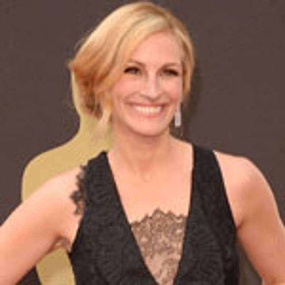 Julia Roberts Oscars Square