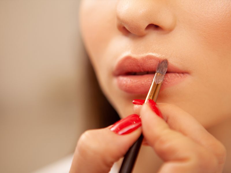Kim K’s Makeup Artist Shares How to Fake a ‘Lip Lift’ With Makeup