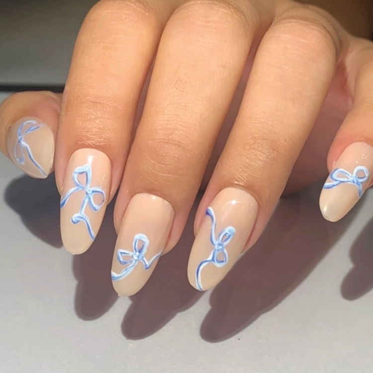 Bashful Bows