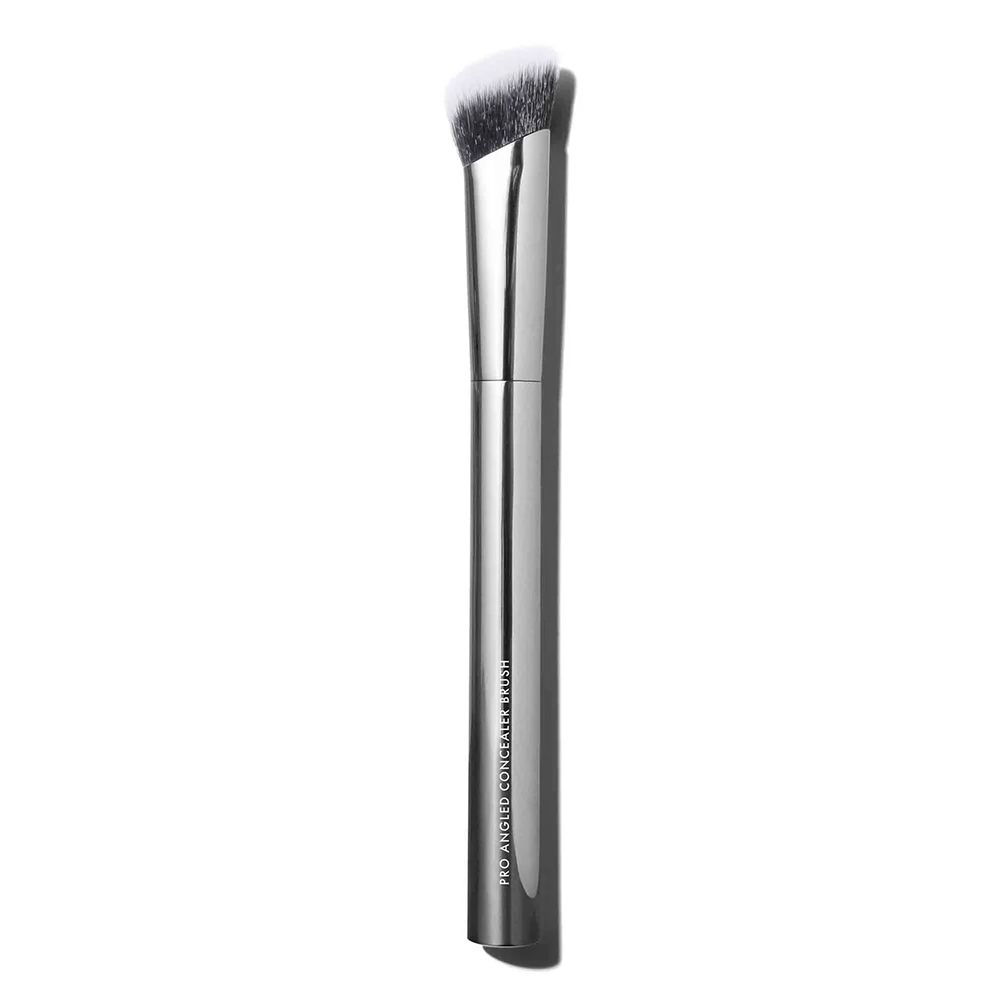 Beauty Pie Angled Concealer Brush