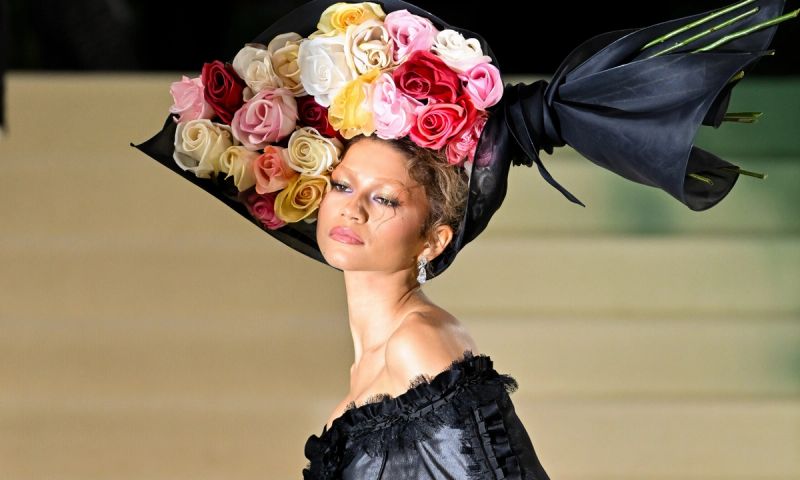 Zendaya's floral nails