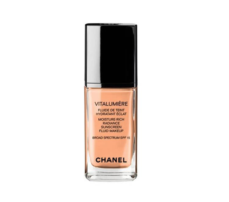 Chanel Vitalumière Moisture-Rich Radiance Sunscreen Fluid Makeup 