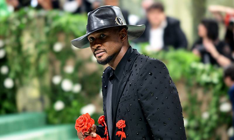 usher met gala 2024 skin