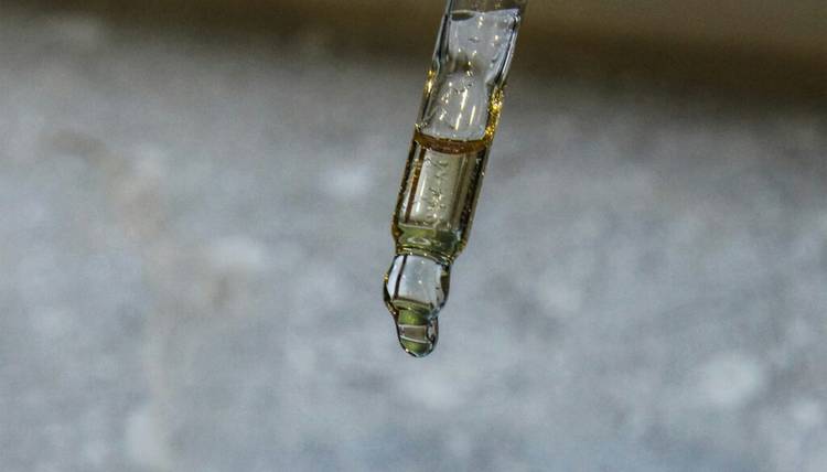 serum dropper