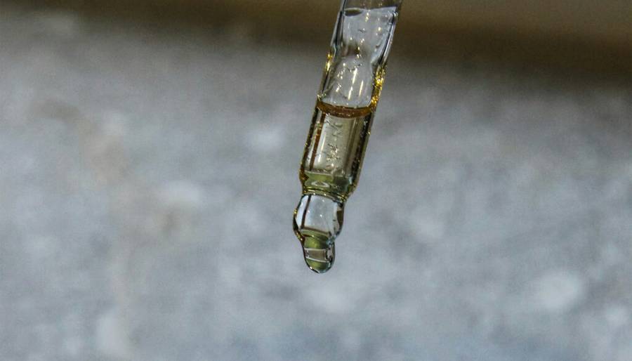 serum dropper