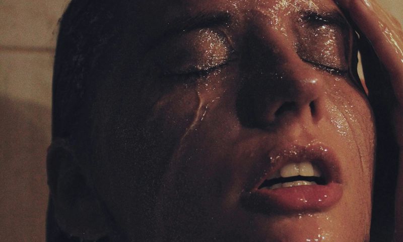 Readers Call This the ‘Greatest Cleanser’ They’ve Ever Used—And It Won’t Strip Your Skin