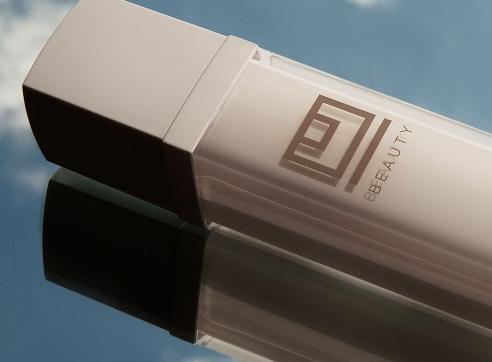 U Beauty Resurfacing Compound Is ‘Glass Skin’ in a Bottle