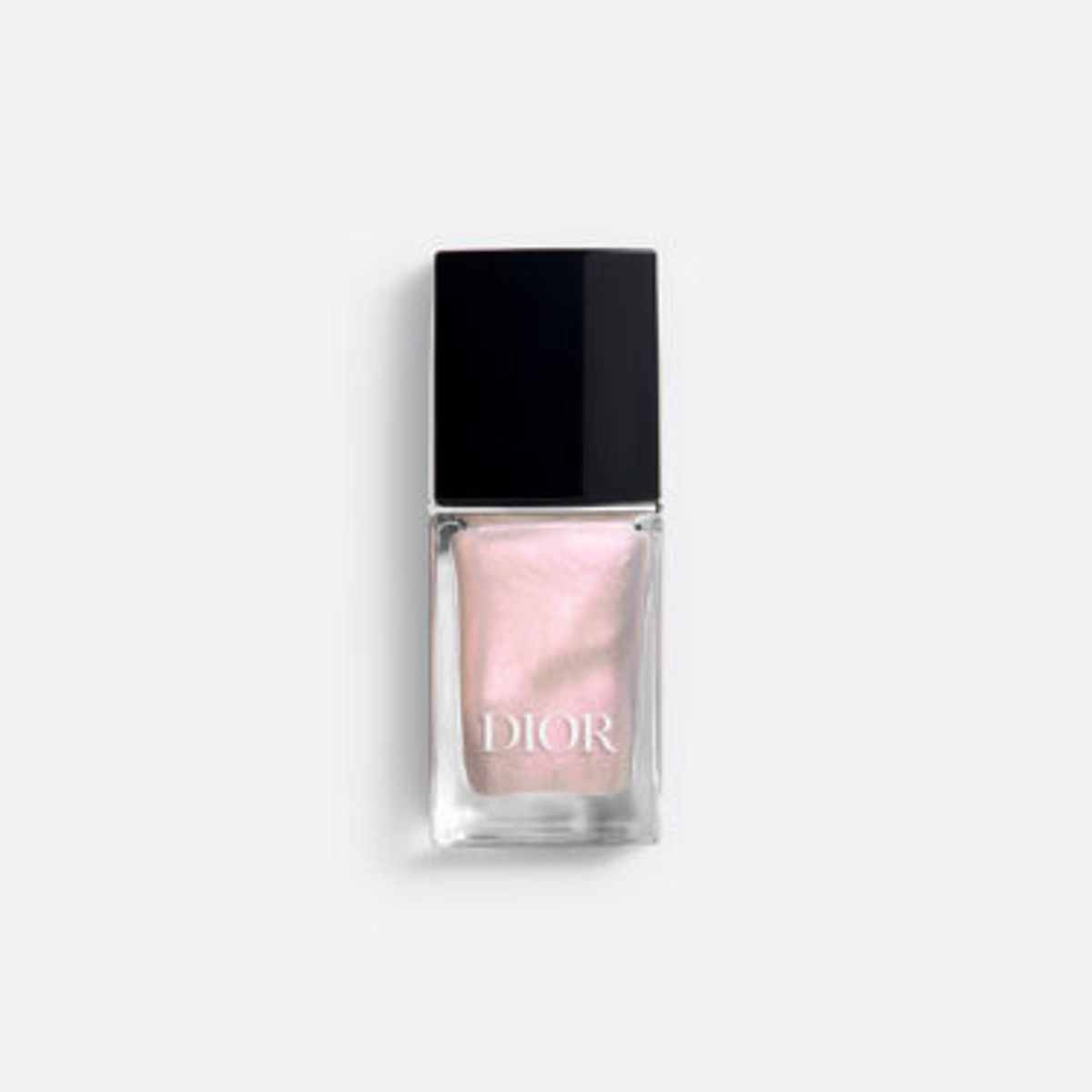 Dior nail polish in Montaigne