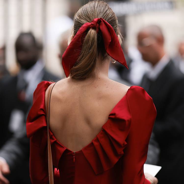 short scarf ponytail