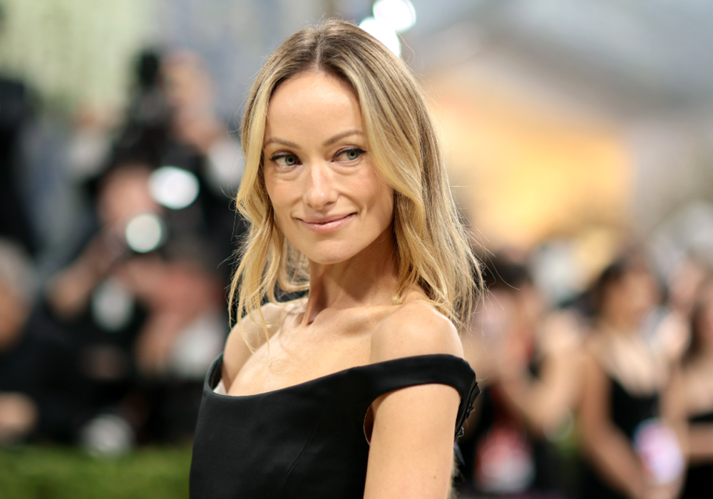 Olivia Wilde'ı Galaya Hazır Hale Getiren 38 Dolarlık Kök Rötuş