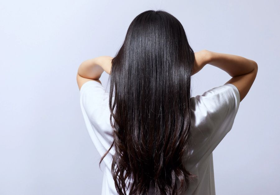 An Expert Cheat Sheet for Glossy Hair