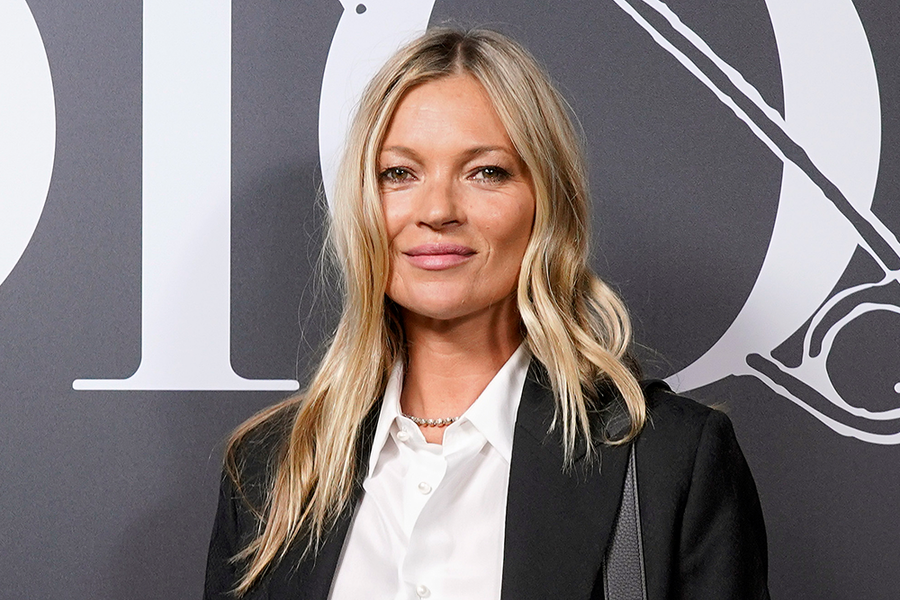 This Two-Step Bronzer Trick Is Going Viral For Creating Kate Moss’ Sculpted Cheeks