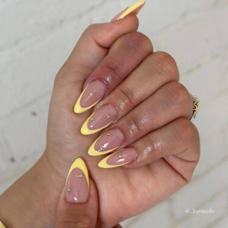 15 Nail Designs to Match Your Mani to Your Favourite Cocktail | Beauty 7 limoncello nails