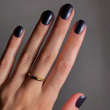 deep navy nails
