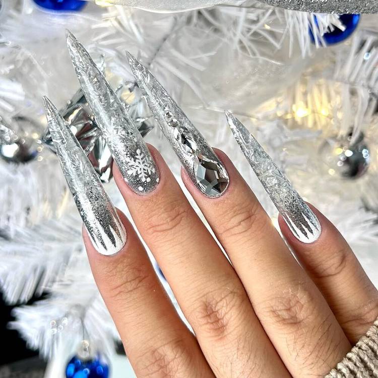 Icicles & Snowflakes